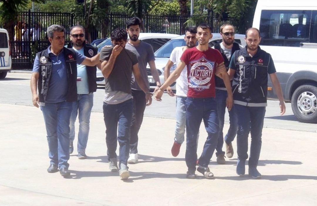 Antalya&rsquo;da Bir Gencin &Ouml;l&uuml;m&uuml;yle İlgili Uyuşturucu Satıcısı: 3 Kişi Yakalandı