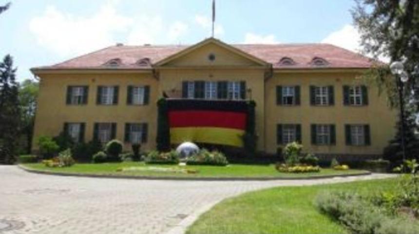 Almanya B&uuml;y&uuml;kel&ccedil;iliğine Icra Takibi