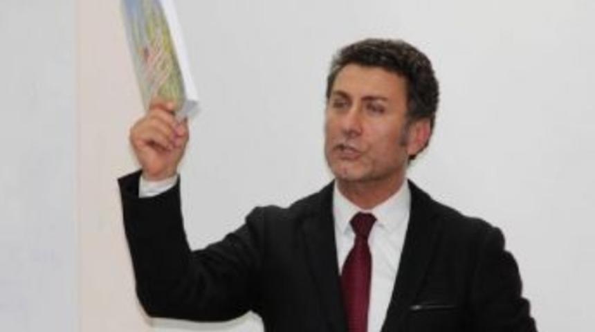 Chp'li Sarıbal: Bu M&uuml;fredat Laik Ve Bilimsel Eğitime Meydan Okumaktır