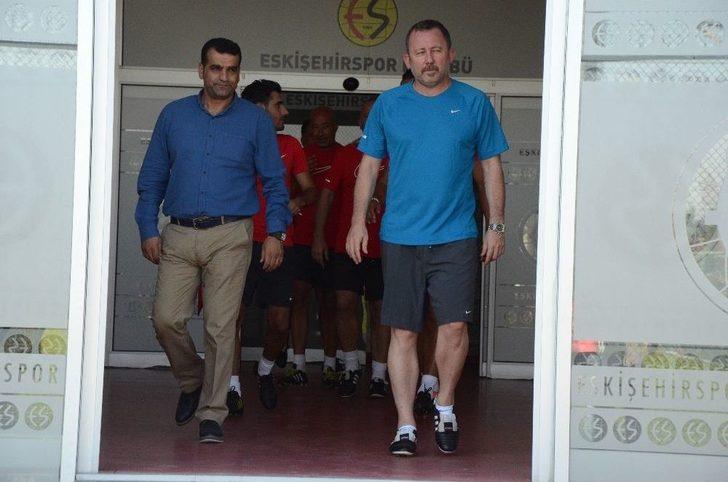 Sergen Yalçın, Eskişehirspor’un Başında İlk Antrenmanına Çıktı G2