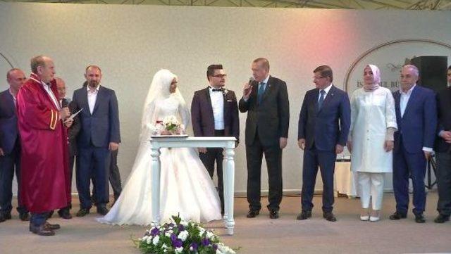 Cumhurbaşkanı Erdoğan Ve Davutoğlu, Nikah Şahidi Oldular