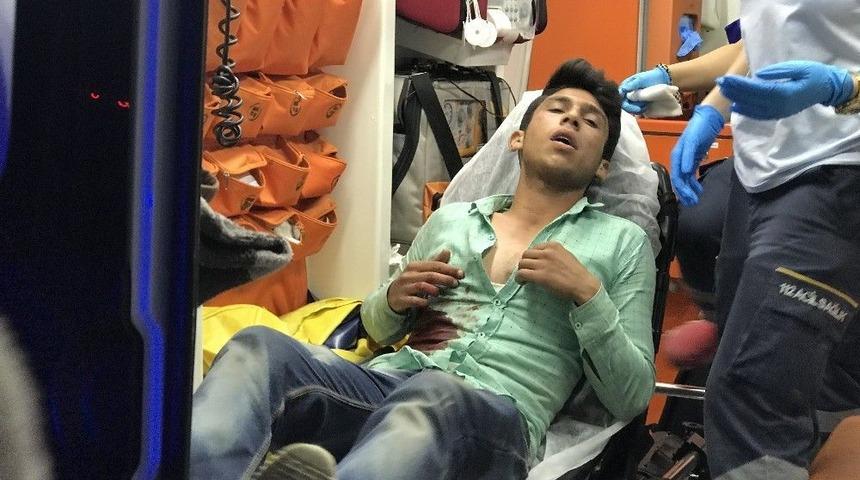 Konya&rsquo;da 18 Yaşındaki Gen&ccedil; Sokak Ortasında Bı&ccedil;aklandı