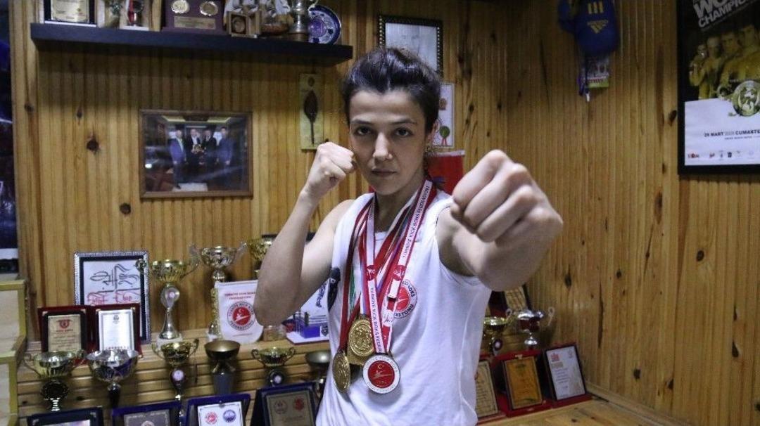 (&ouml;zel Haber) Tekstil At&ouml;lyesinden T&uuml;rkiye Şampiyonluğuna