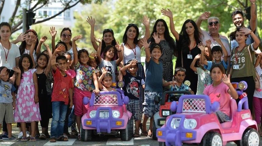 Zeytink&ouml;y&rsquo;&uuml;n &Ccedil;ocukları Trafik Park&rsquo;ta