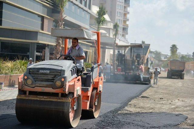 Muratpaşa Belediyesi’nden Kızıltoprak’a Sıfır Asfalt