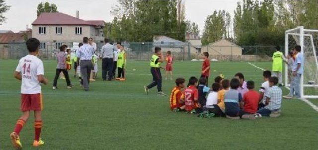 Sabah Camide Kuran Kursu, Öğleden Sonra Futbol Turnuvası