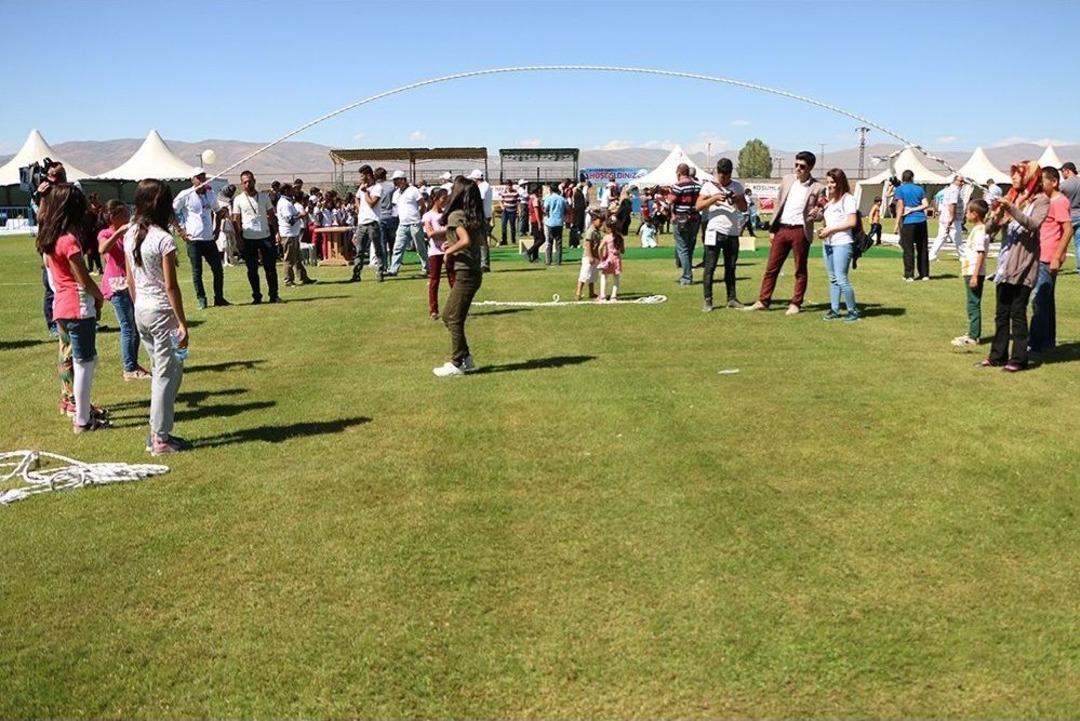 &Ccedil;ermik Festivali Dolu Dolu Devam Ediyor