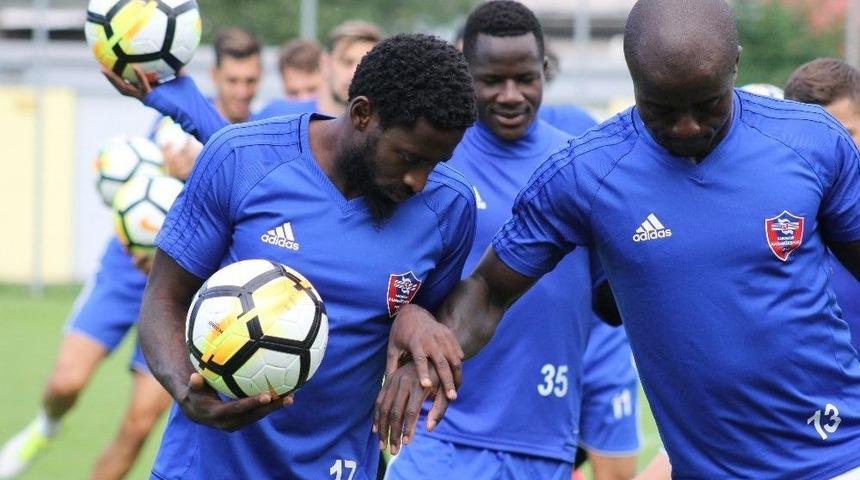Karab&uuml;kspor, Avusturya Kampını Tamamladı