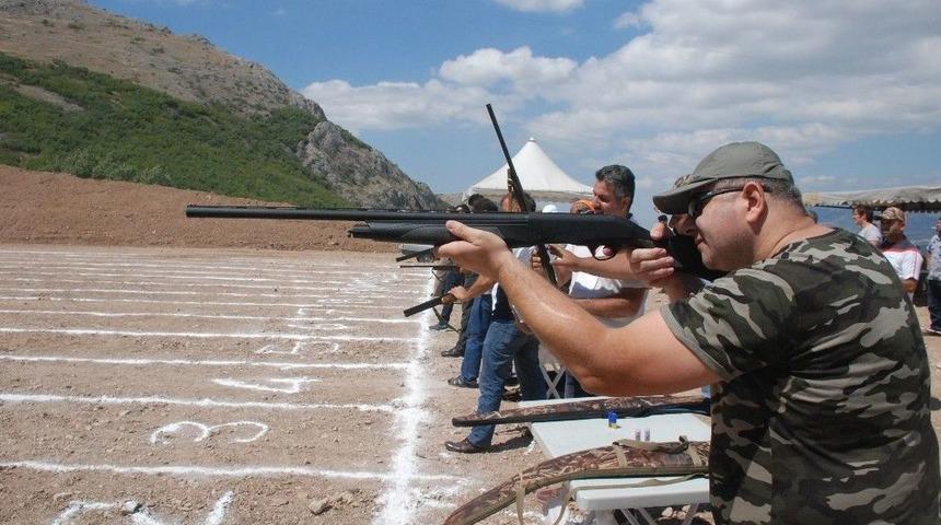 Tokat&rsquo;ta 15 Temmuz Şehitleri Anısına Trap Yarışları Yapıldı
