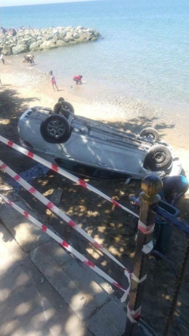 Esenköy’De Otomobil Plaja Daldı 1