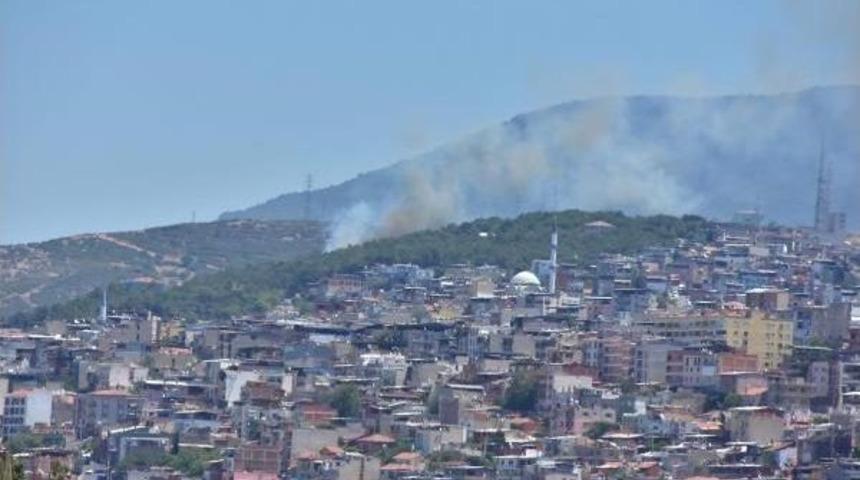 İzmir'in 4 Ayrı Ağa&ccedil;lık Alanda Aynı Anda Yangın &Ccedil;ıktı