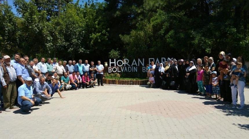 Bolvadinli Gurbet&ccedil;iler Horan Parkta Bir Araya Geldi