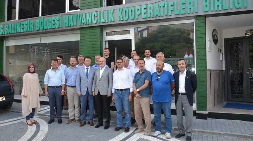 Altıeyl&uuml;l Belediye Başkanı Zekai Kafaoğlu; "belediyemizde Hizmet Alan Vatandaşlara S&uuml;t İkram Edeceğiz"