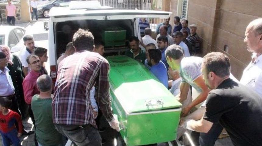 Eski Eşi Ve Kızını 'ev' I&ccedil;in &Ouml;ld&uuml;rm&uuml;ş (2)