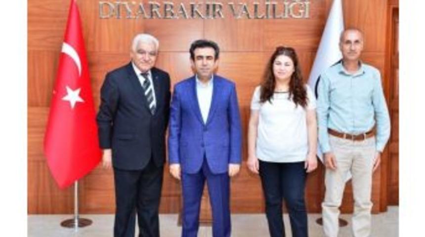 &lsquo;karacadağ Şiir Akşamları&rsquo; Etkinliği Gelenekselleşiyor