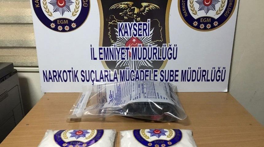 Kayseri&rsquo;de 2 Kilo Metamfetamin Ele Ge&ccedil;irildi