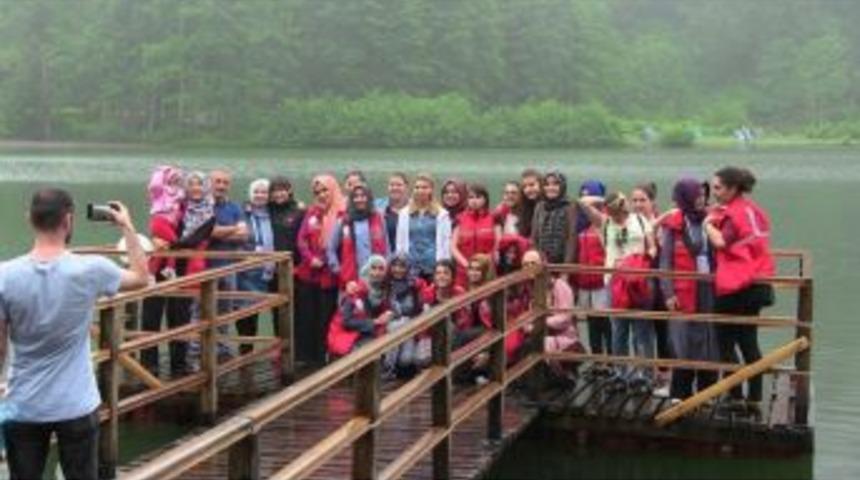 Öğrenciler Karagöl’e Hayran Kaldı