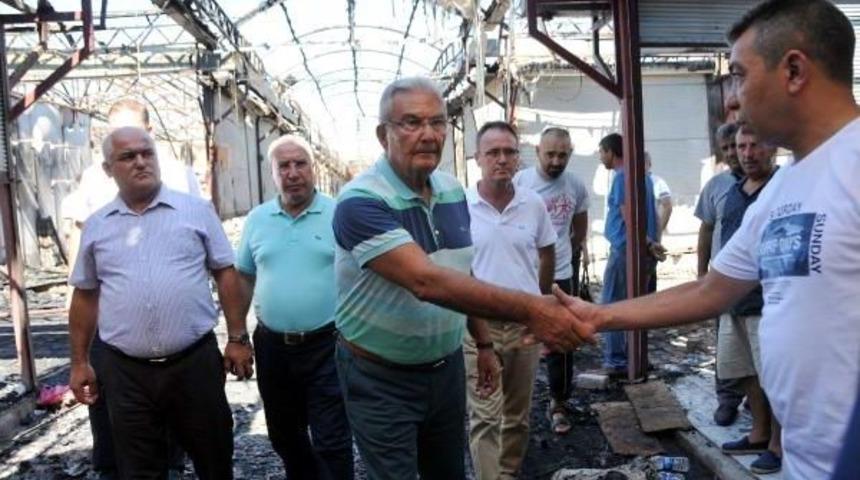 Antalya Festival &Ccedil;arşısı'ndaki Yangında 100 Işyeri K&uuml;l Oldu (3)