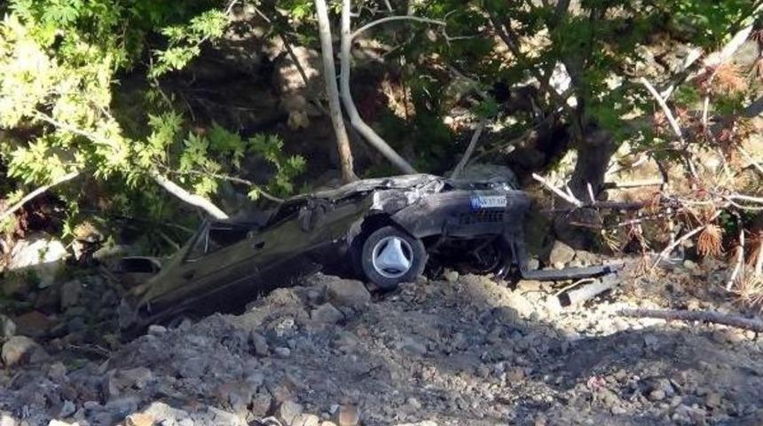 Jandarma Eri, Kaza Yerindeki Bayrağı &Ouml;p&uuml;p Ağaca Astı