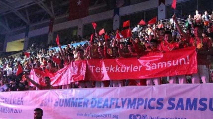 23'&uuml;nc&uuml; Yaz İşitme Engelliler Olimpiyat Oyunları Kapanış Seremonisi Başladı  (2)