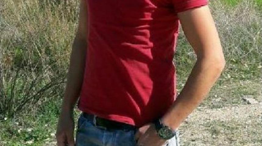 Manavgat&rsquo;Ta Motosikletle Otomobil &Ccedil;arpıştı: 1 &Ouml;l&uuml;, 1 Yaralı