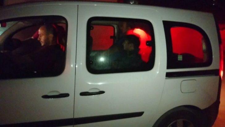 Misafirliğe Gitti, Bacağından Vuruldu G5