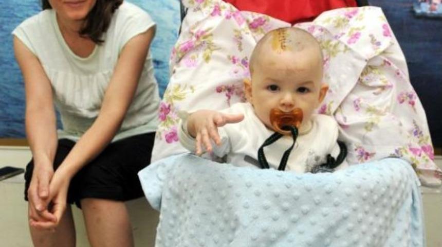 Beyin Kanaması Ge&ccedil;iren Bebek I&ccedil;in Bakıcıya Su&ccedil; Duyurusu