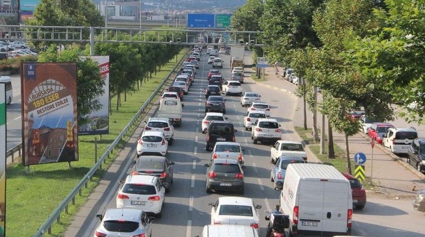 Ge&ccedil;it Kavşağı Yeniden Trafiğe Kapatılıyor