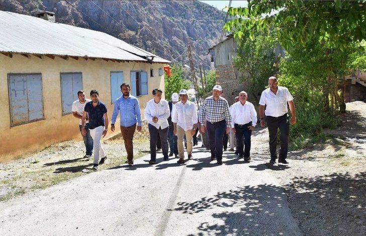 Başkan Demircan, Başbağlar Şehitliğini Ziyaret Etti G1