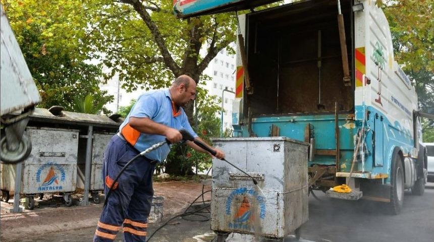 &Ccedil;&ouml;p Konteynerlerine Yaz Bakımı