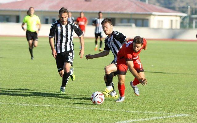 Ümraniyespor Hazırlık Maçında Manisaspor’u 3 Golle Geçti