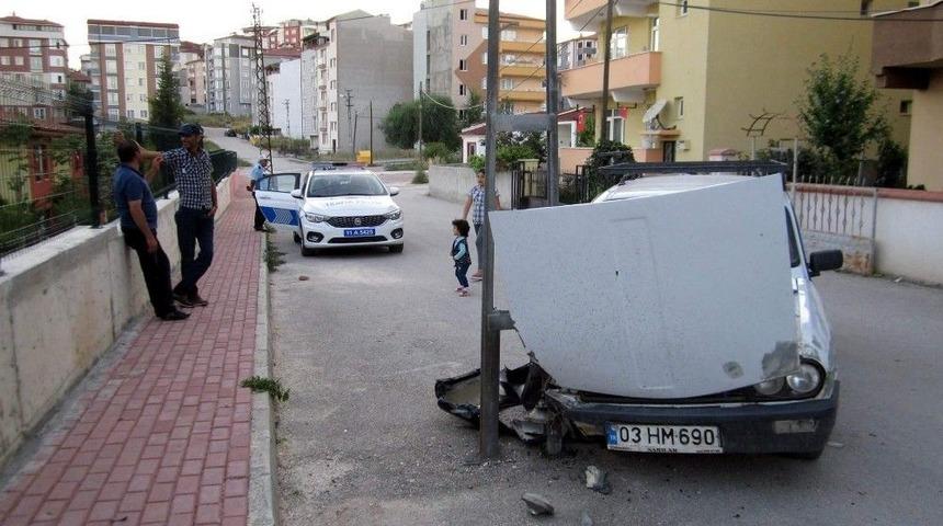 Ortada Direk Var Yandan Ge&ccedil;