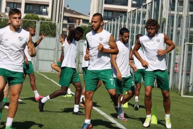 Bursaspor Yeni Sezon Hazırlıklarını Tesislerinde Sürüdürüyor