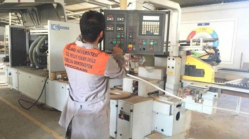 Başarılı &Ouml;ğrenciler Uludağ &Uuml;niversitesi&rsquo;ni Tercih Edecek