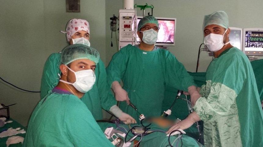 Rahminden 25 Santimetre Ve Bin 100 Gram Myom &Ccedil;ıkarıldı