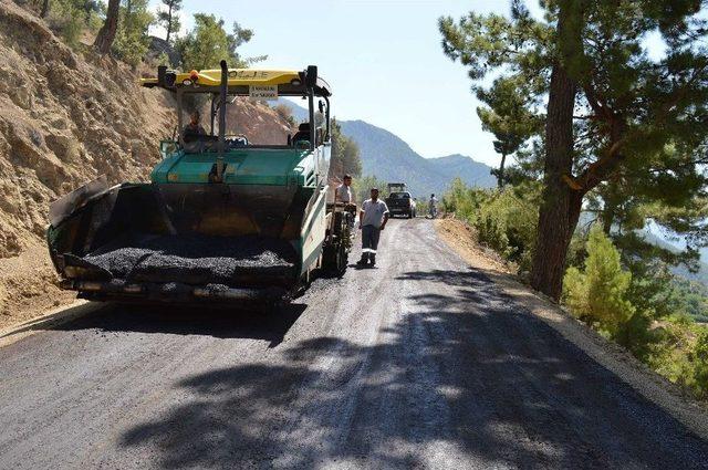 Gündoğmuş Ortaköy Mahallesine Sıcak Asfalt