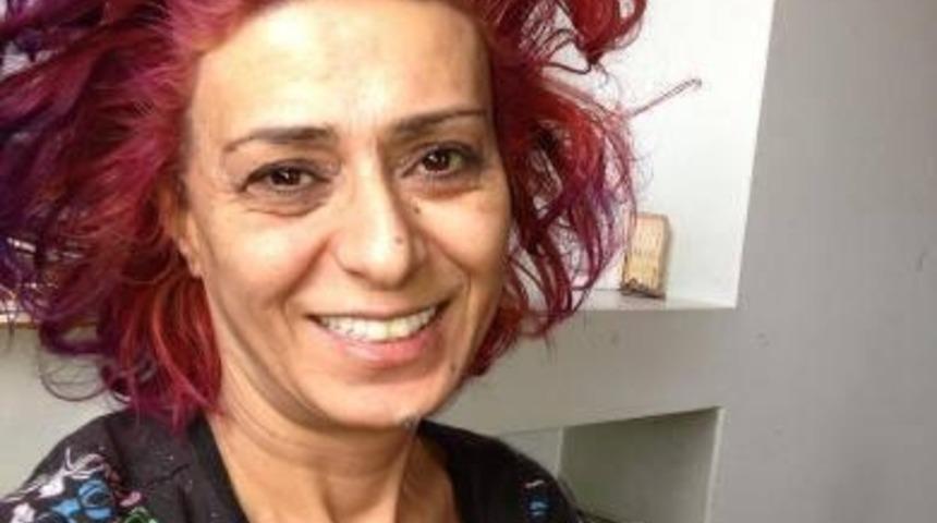 T&uuml;rkiye'nin En Renkli Karakteri Yıldız Tilbe'den 15 Renkli Sa&ccedil; &Ouml;nerisi