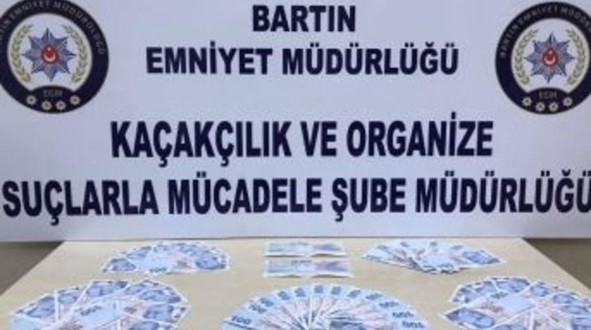 Bartın&rsquo;da Sahte Para Ve &Ccedil;ek Operasyonu