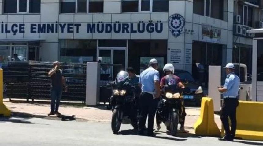 Silivri İl&ccedil;e Emniyet M&uuml;d&uuml;r&uuml; Hakan &Ccedil;alışkan, Makamında &Ouml;l&uuml; Bulundu(2)