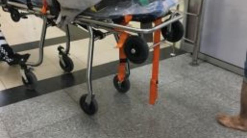 Motosiklet Traktöre Çarptı:2 Yaralı