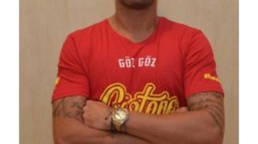 Göztepe'de Beto Imzaladı