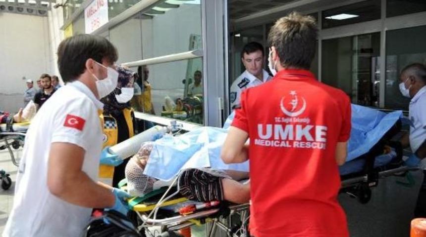 Kimyasal Madde Dolu Varil Patladı, 1 Iş&ccedil;i Yaralandı