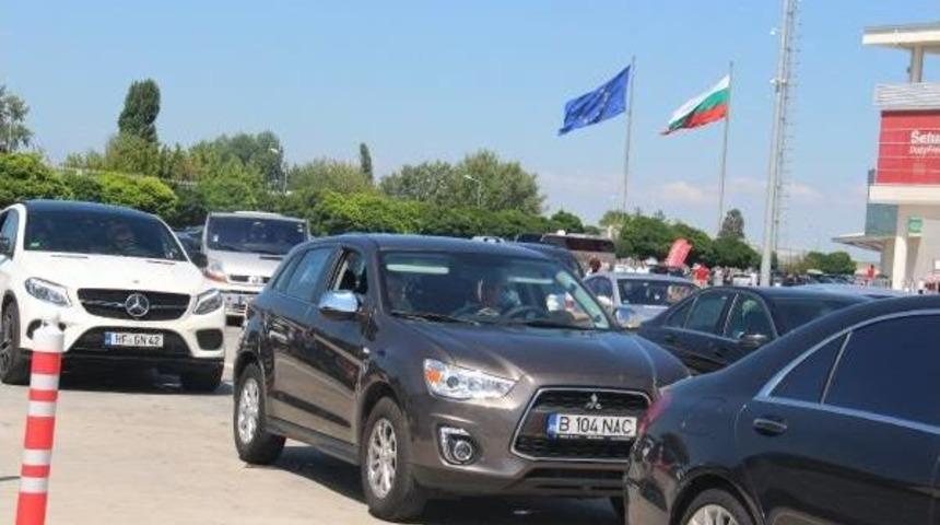 Kapıkule&rsquo;De Gurbet&ccedil;i Yoğunluğu