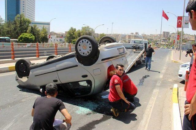 Ters Dönen Otomobilin Sürücüsü Ağır Yaralandı