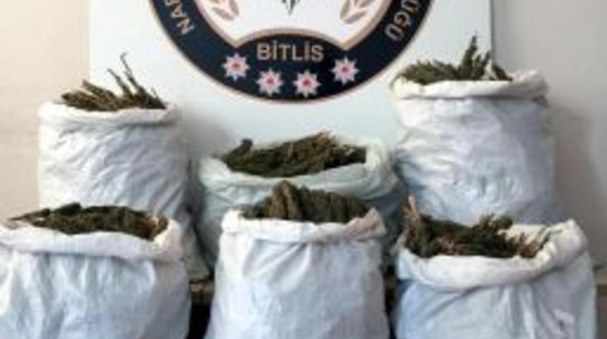 Bitlis&rsquo;Te 46 Kilo Esrar Ele Ge&ccedil;irildi