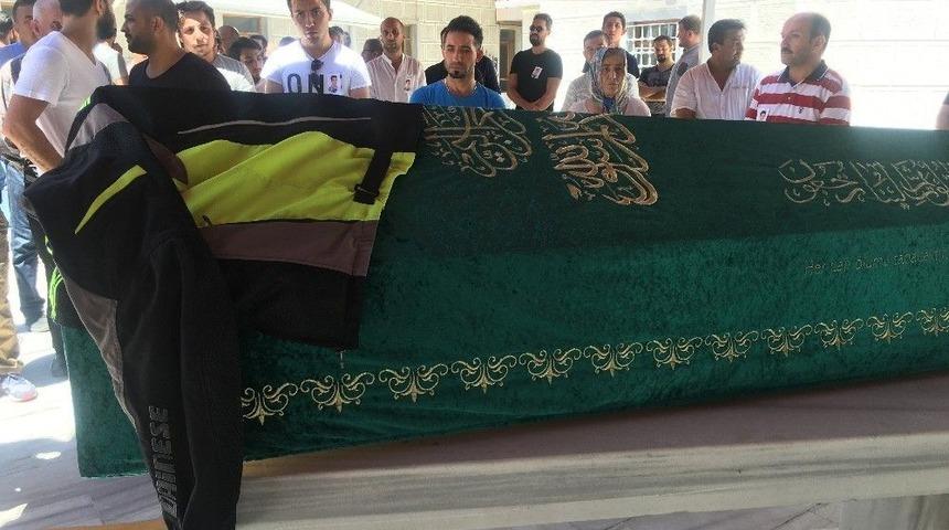 Bodrum&rsquo;daki Beach Club&rsquo;taki Saldırıda Hayatını Kaybeden Gen&ccedil;, Son Yolculuğuna Uğurlandı