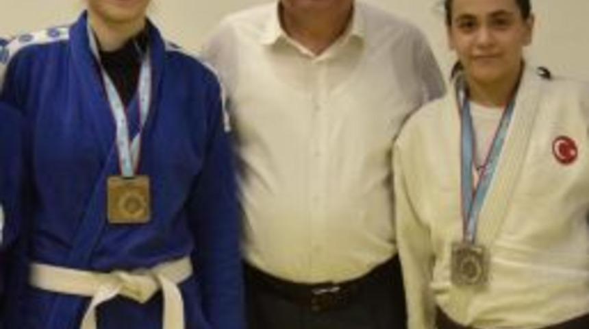 Yunusemre&rsquo;den Judoda 2 Derece