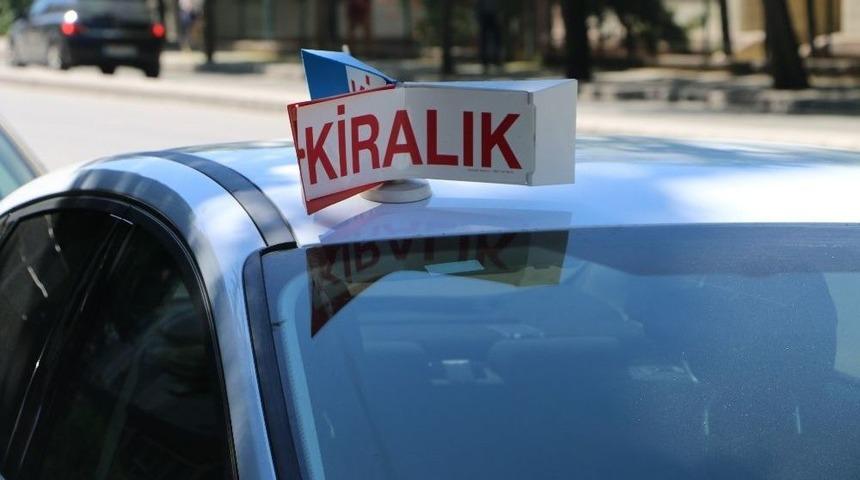 Oto Kiralama İşletmeleri Vatandaşlara Ara&ccedil; Yetiştiremiyor