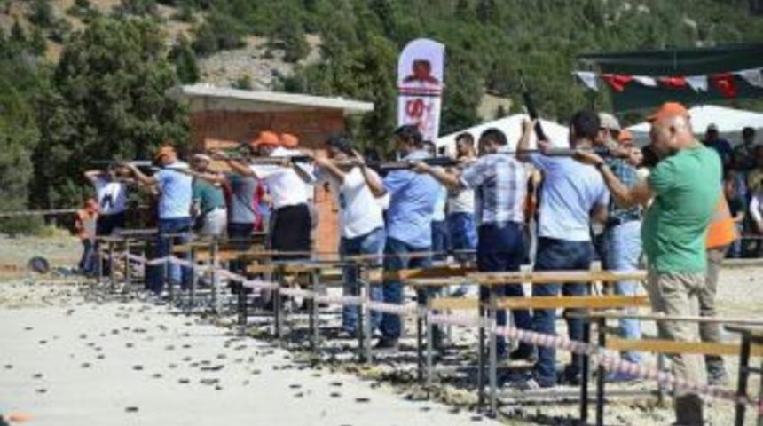 Beyşehir Huğlu&rsquo;da &ldquo;tek Kurşun&rdquo; Atış M&uuml;sabakaları