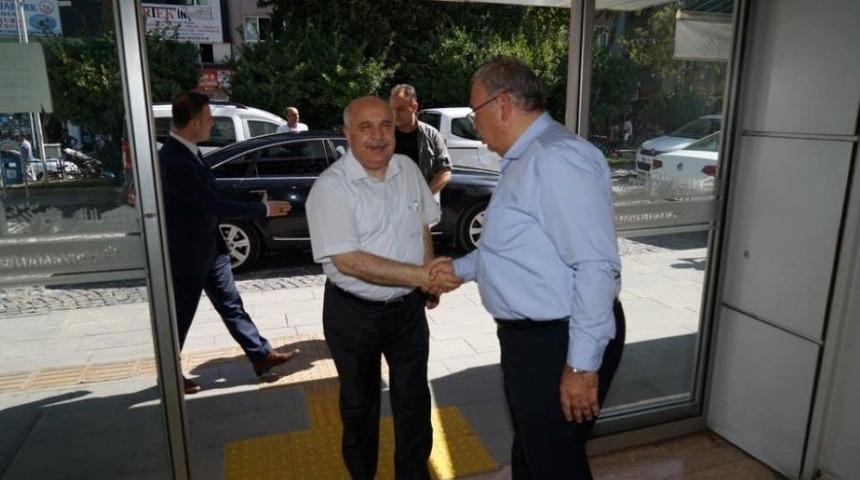 Rektör Gönüllü’den, Başkan Kutlu’ya Ziyaret